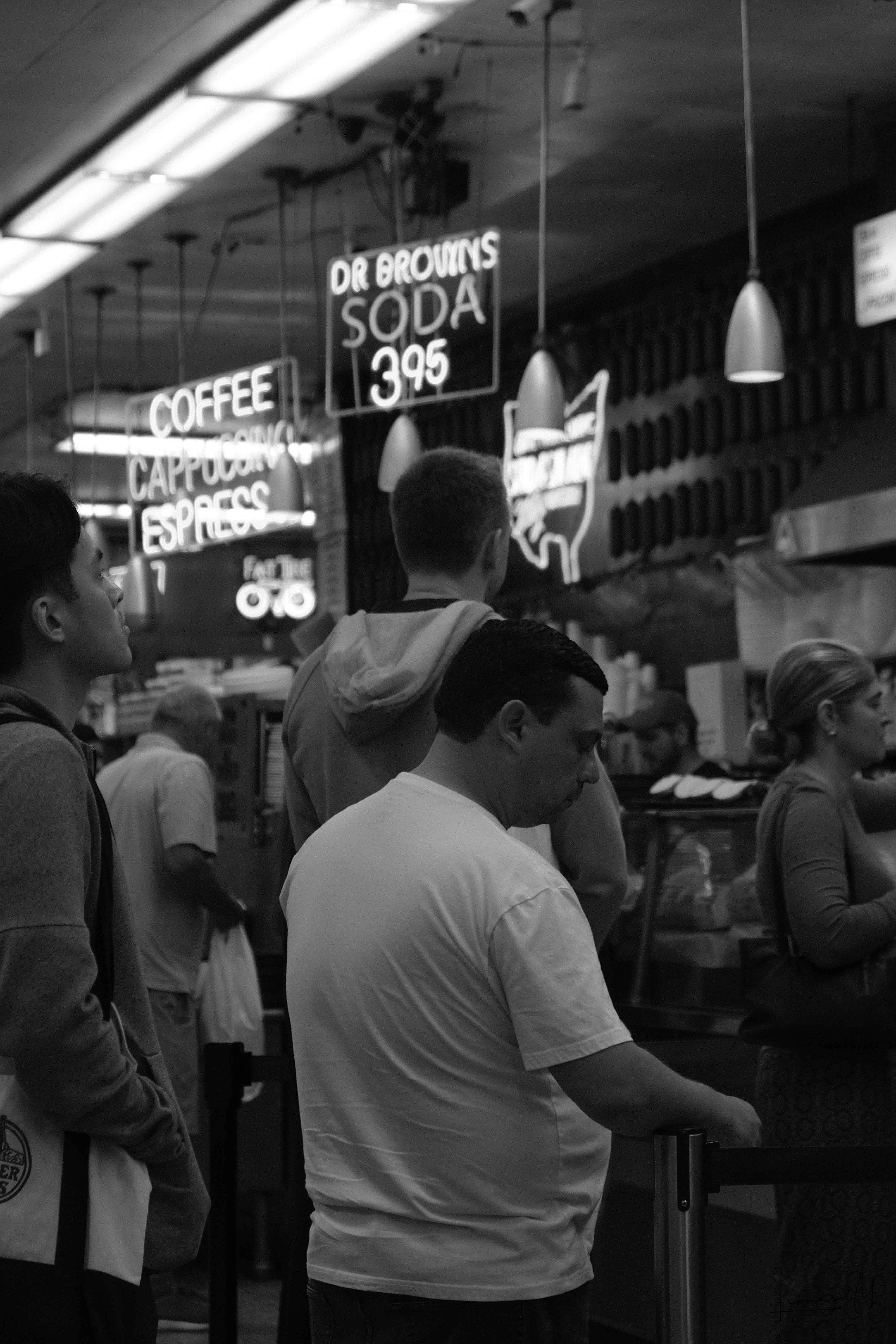 The art of waiting in New York's iconic delicatessen.